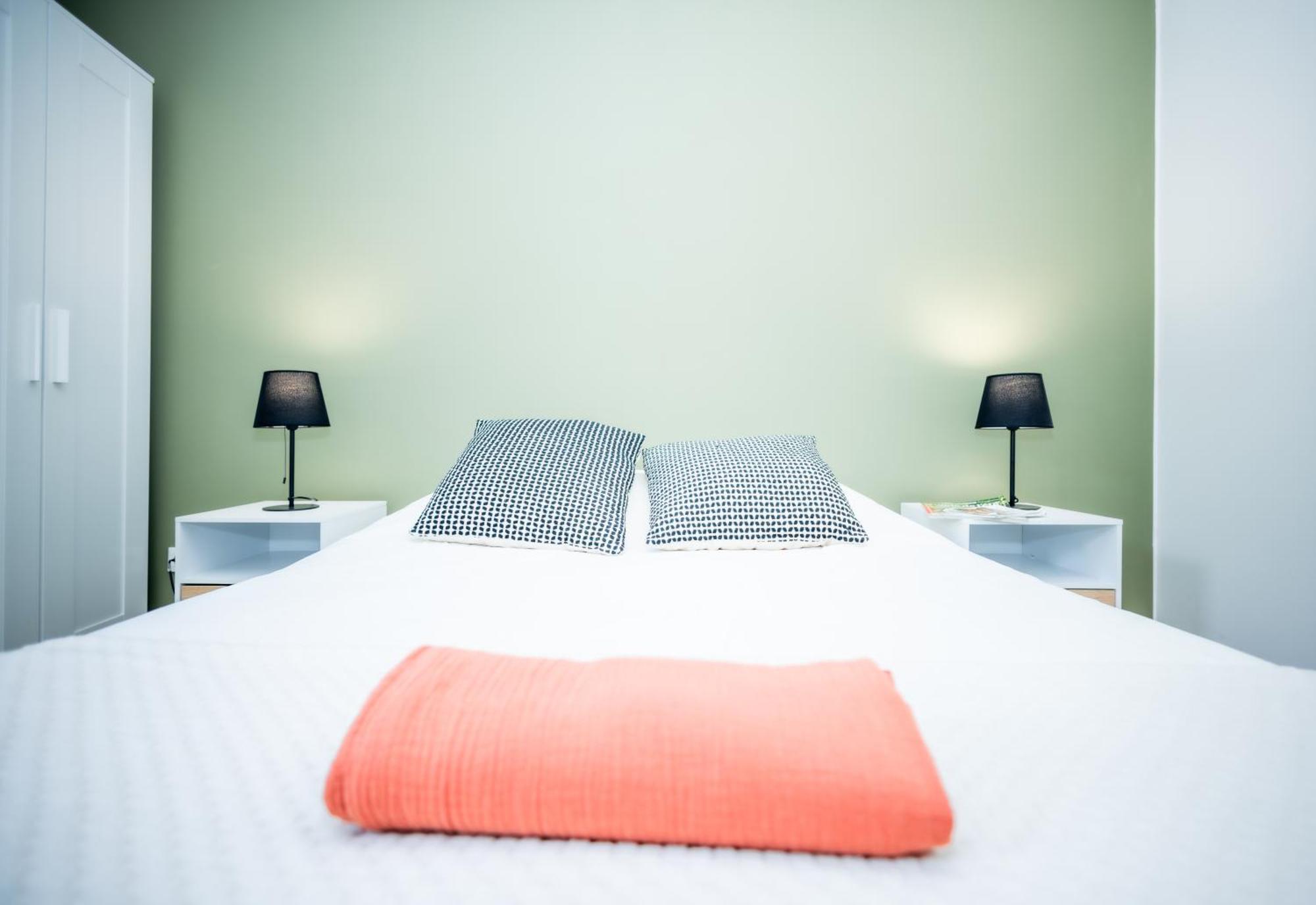 Bed and Breakfast Domaine De Prefaissal Mezel  Esterno foto