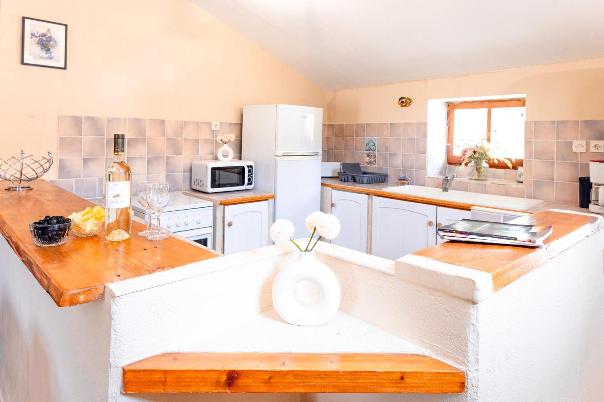 Bed and Breakfast Domaine De Prefaissal Mezel  Esterno foto